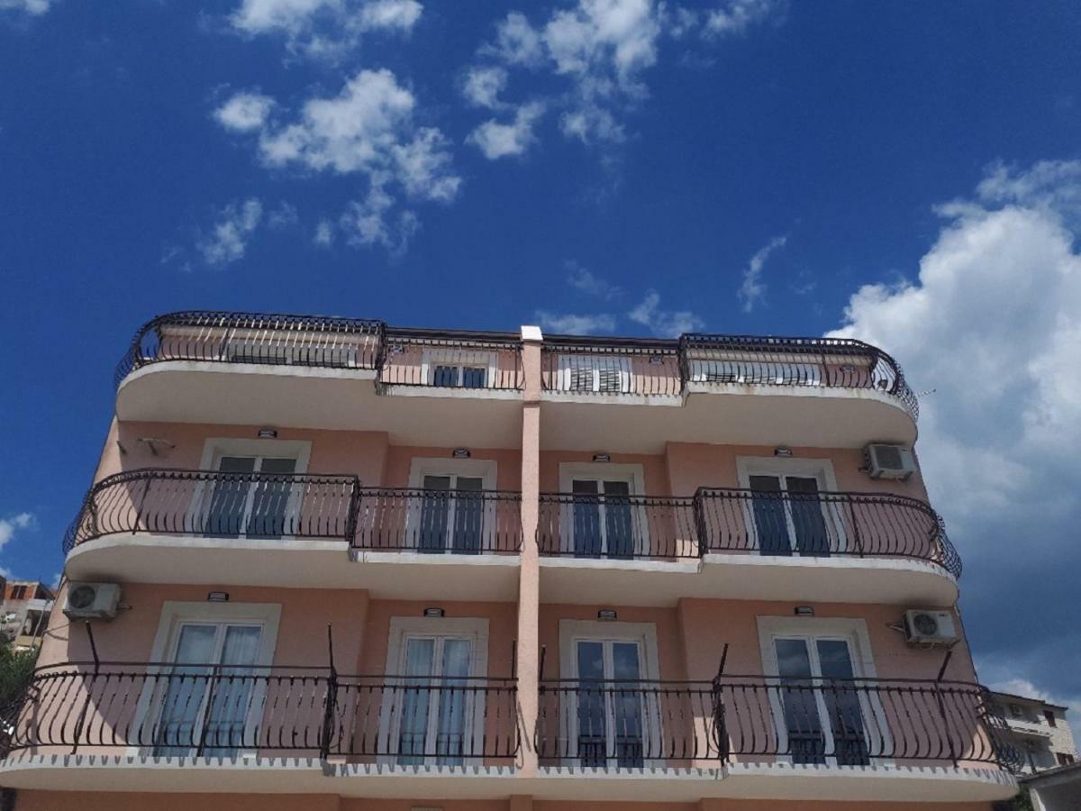 Apartment One Split Exterior foto
